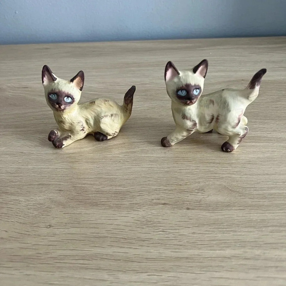 Vintage Lefton Siamese Kittens Set Of 2  Figurines - Picture 1 of 4